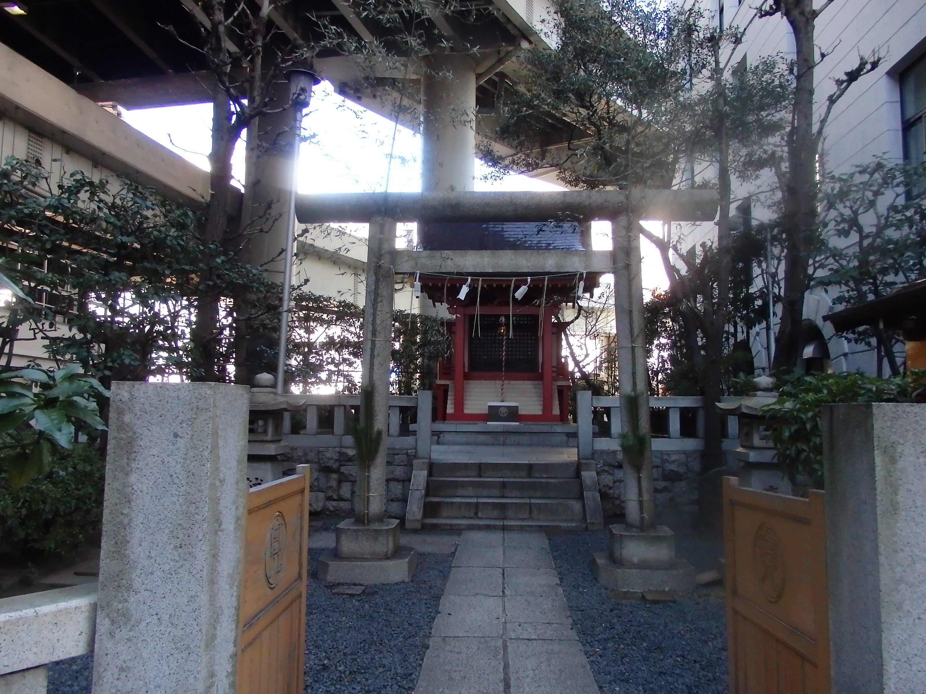 御礼参りと初めて行った兜神社、首塚、驚きも！